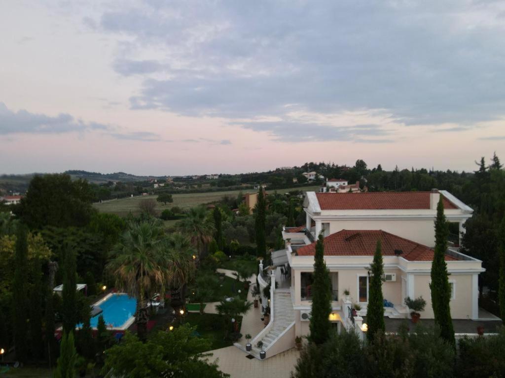 Villa Elena Peraia  Exterior photo